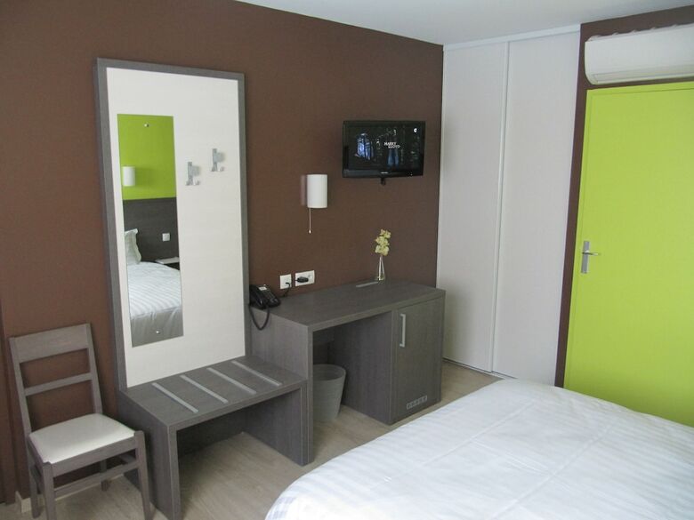 Hotel H�tel Cantal Cottages