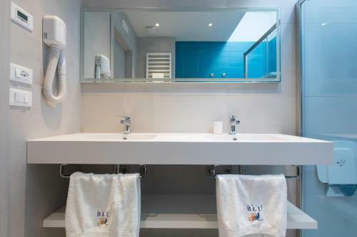 Hotel Vela Blu Camping Village