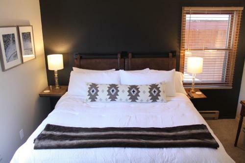 Boulder Bend, The Perfect Mountain Getaway!