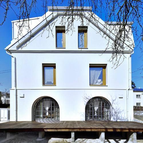 Apartm�n / Dome?ek S Terasou Psohlavci