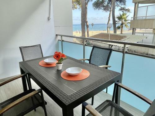Apartbeach Fabiola Vistas Playa Y Climatizado