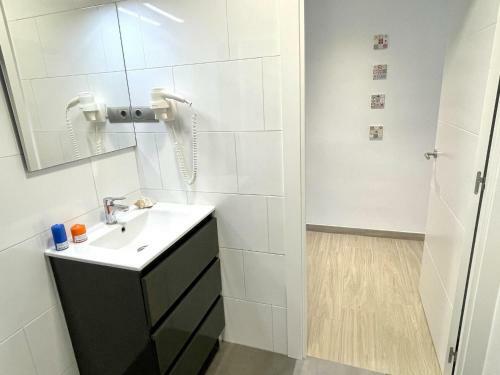 Apartbeach Fabiola Vistas Playa Y Climatizado