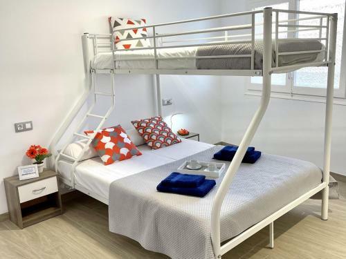 Apartbeach Fabiola Vistas Playa Y Climatizado