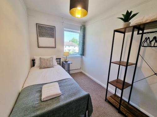 Well Located 3-bedroom Home With Parking