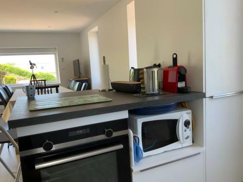 Magnifique Villa Face � La Plage De Pors Piron