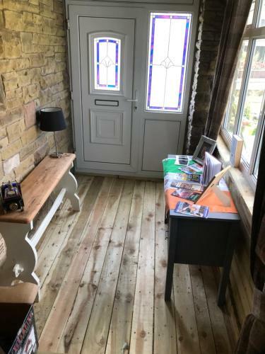 3 Bedrooms Stonyhurst Villa