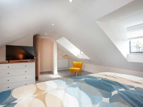 1 Whitehart Mews - Uk38801