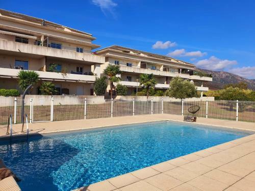 Apartamento Appartement De Charme Dans R�sidence Avec Piscine