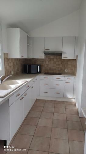 Apartamento Logement T2 Proche Port Lilly