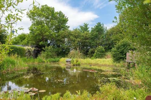 Bull Pen - Tranquil 1-bedroom Holiday Cottage