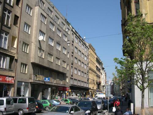 Apartments With 2 Bathrooms