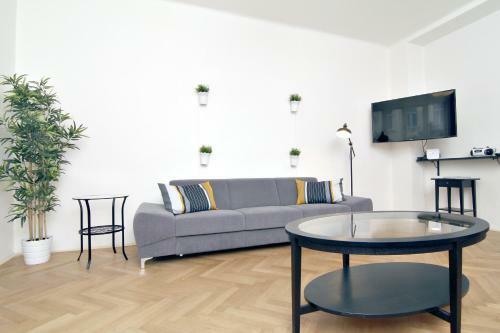 Apartments With 2 Bathrooms