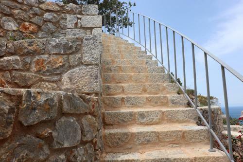 Aris-apea Villas