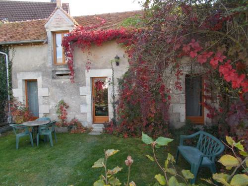 Domaine De La Grange Aux D�mes