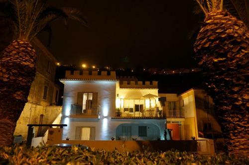 Villino Erminia - Bed And Breakfast & Residence