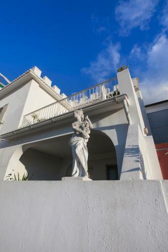 Villino Erminia - Bed And Breakfast & Residence