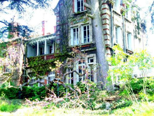 Bed & Breakfast Ch�teau De Monteux