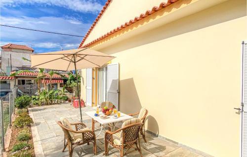 Stunning Home In Attika With Wifi And 3 Bedrooms