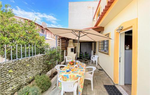 Stunning Home In Attika With Wifi And 3 Bedrooms