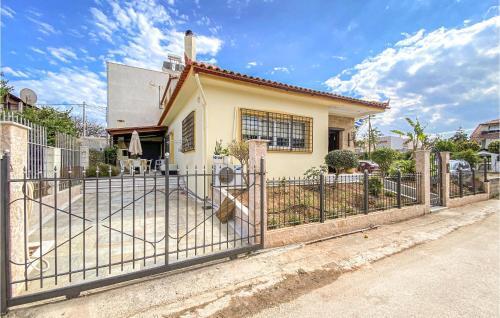 Stunning Home In Attika With Wifi And 3 Bedrooms