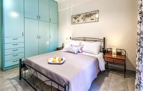 Stunning Home In Attika With Wifi And 3 Bedrooms