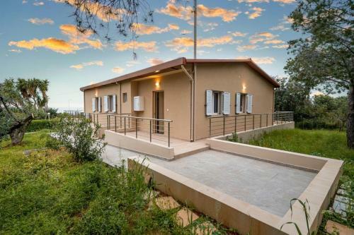 Sea View Apartment In Malia