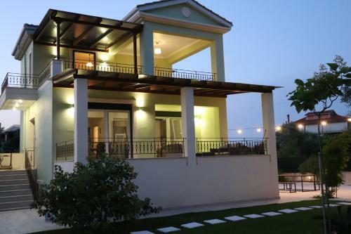 Villa Vicula Mauras