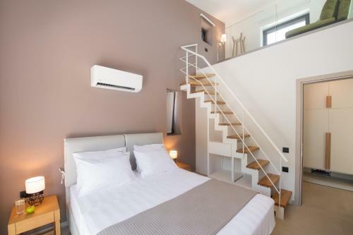 Rizomata Luxury Villas
