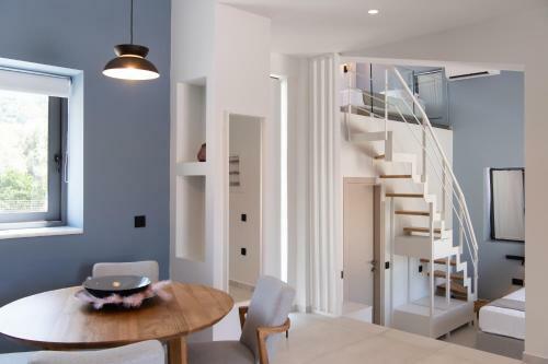Rizomata Luxury Villas
