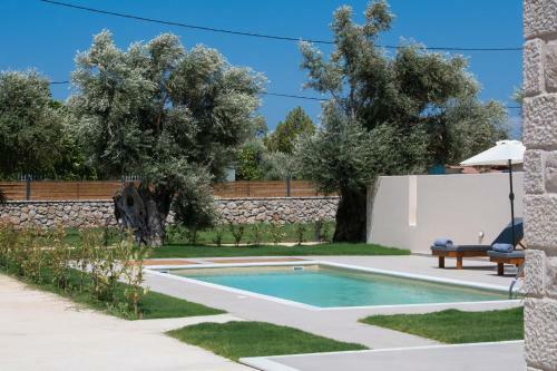 Rizomata Luxury Villas