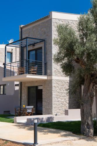 Rizomata Luxury Villas