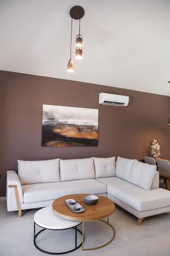 Rizomata Luxury Villas
