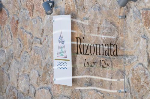 Rizomata Luxury Villas