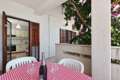 Apartments Stivy - 30m From Beach