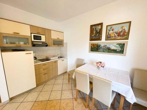 Apartments In Dramalj 42430