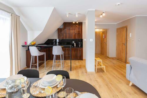 Vacationclub - Rezydencja Karkonoska Apartament 10