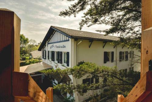 Hotel Logis H�tel Emeraude Des Bois