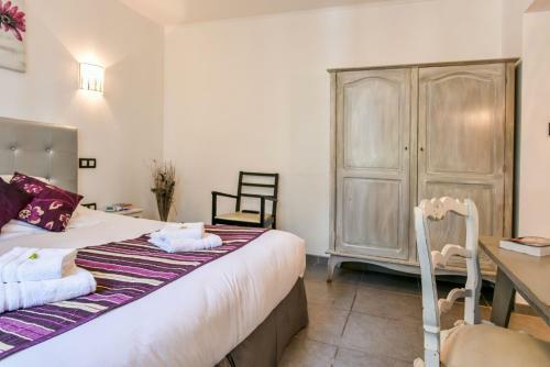 Hotel Logis H�tel Emeraude Des Bois
