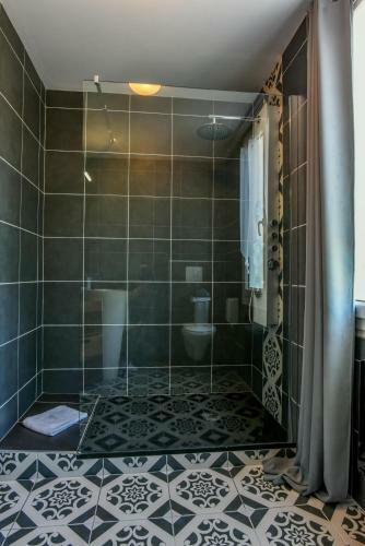 Hotel Logis H�tel Emeraude Des Bois
