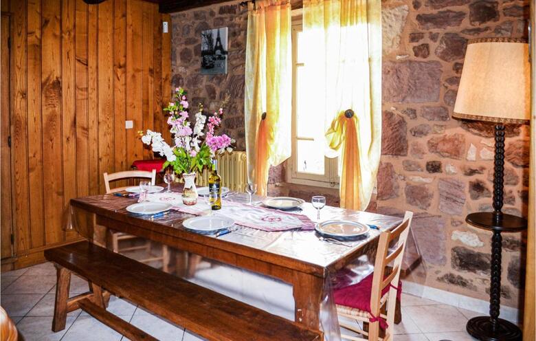 Holiday Home Lieu Dit Couty H-594