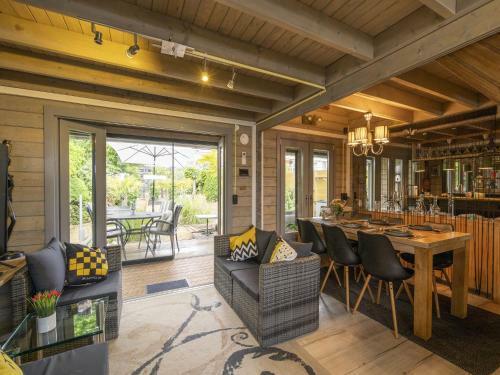 Modern Chalet In Wilhelminadorp With Private Terrace