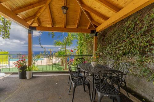 Villa Blackrock With Private Pool
