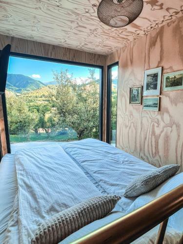 Bed & Breakfast Elysian Fields - The Island Tiny House