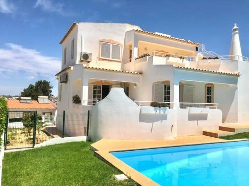 Villa Gal� I