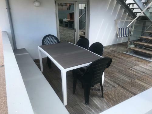 Angeiras Beach House - Moradia Em Frente Ao Mar