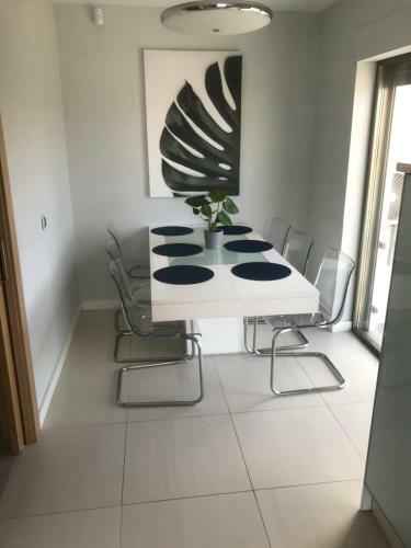 Angeiras Beach House - Moradia Em Frente Ao Mar