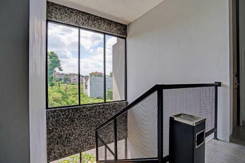 Hotel Capital O 91348 Keenan Living