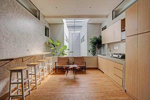 Hotel Capital O 91348 Keenan Living