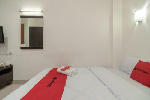 Hotel Reddoorz @ Tirta Mansion Karawaci