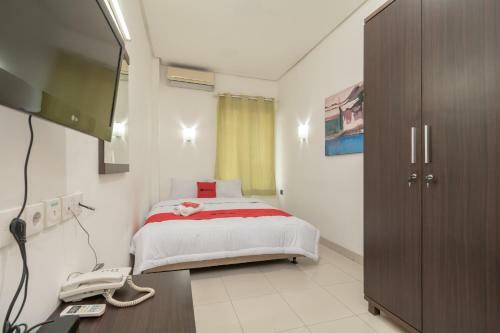 Hotel Reddoorz @ Tirta Mansion Karawaci